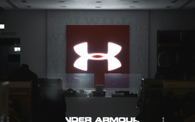 Fuite de données clients chez Under Armour : une cyberattaque massive