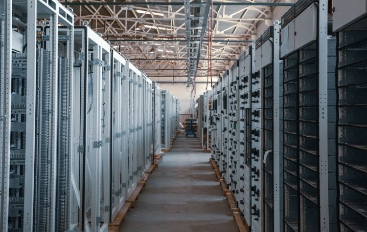Impact des pénuries de CPU et de mémoire sur les centres de données