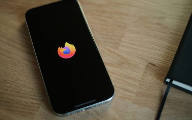 Amélioration du VPN intégré à Firefox : choisir son pays de connexion devient possible