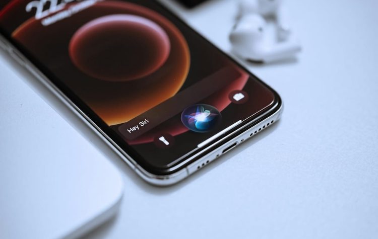 Comment Siri AI redéfinit l’assistant intelligent d’Apple : une avancée majeure malgré les restrictions européennes